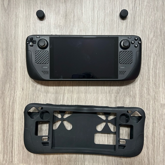 Black Steamdeck Handheld Gaming Console - Picture 8 of 10